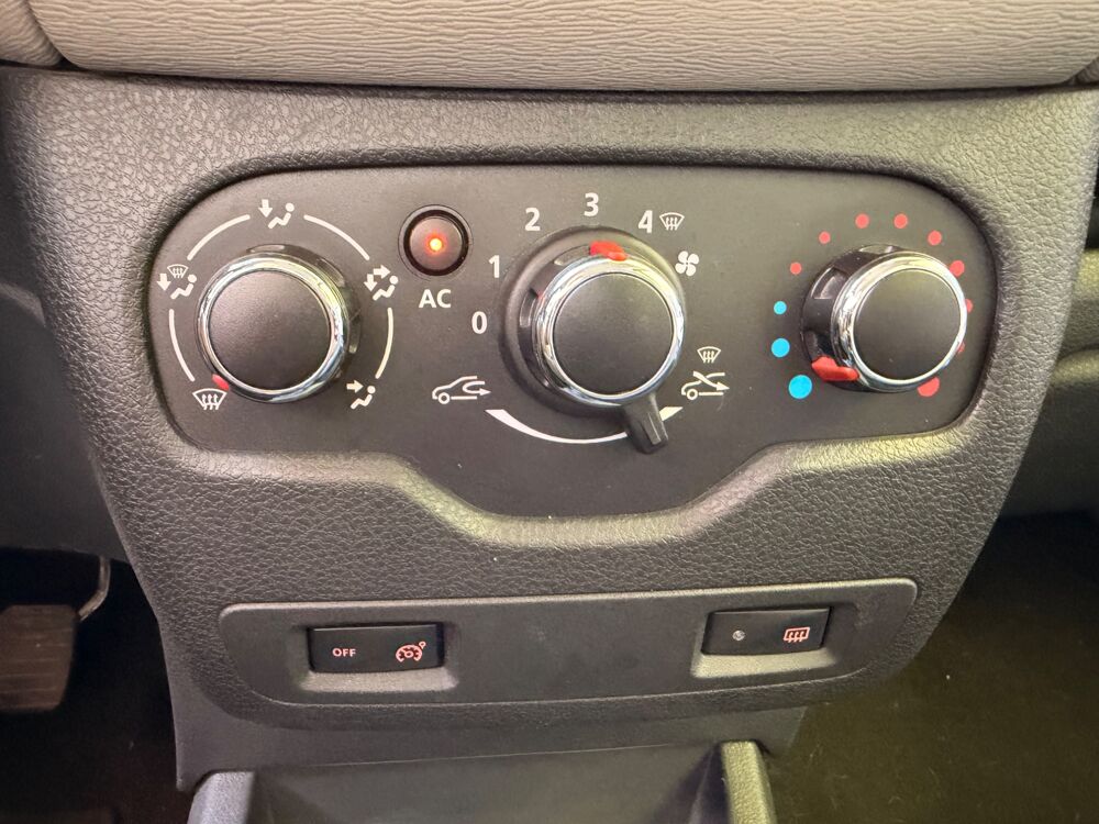 Lodgy 1.5 DCI 110Ch - RADAR DE RECUL - VERROUILLAGE CENTRALISE - B 2012 occasion 76150 Saint-Jean-du-Cardonnay