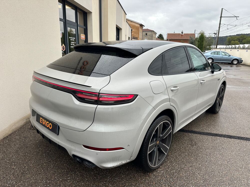Cayenne COUPE 3.0 E-HYBRID 462H 340ch PHEV 14.1KWH PLATINUM EDITION 2021 occasion 69420 Ampuis