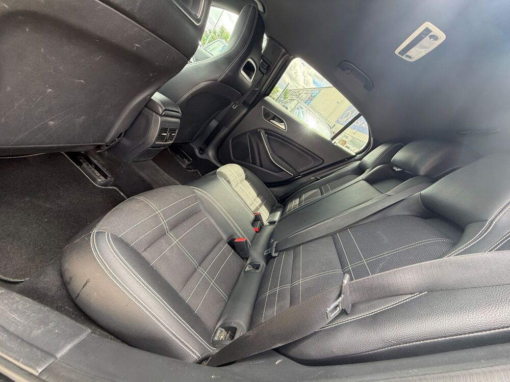 Classe GLA GLA 200 CDI 2.2 135CH SENSATION 7G-DCT BVA - CAM&Eacute;RA DE RECU 2016 occasion 27000 &Eacute;vreux