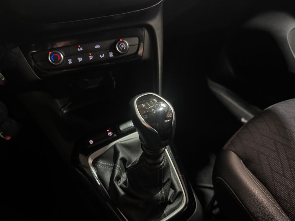 Corsa 1.2 T 100 CH ELEGANCE / CAM&Eacute;RA 360 / CARPLAY 2021 occasion 29000 Quimper