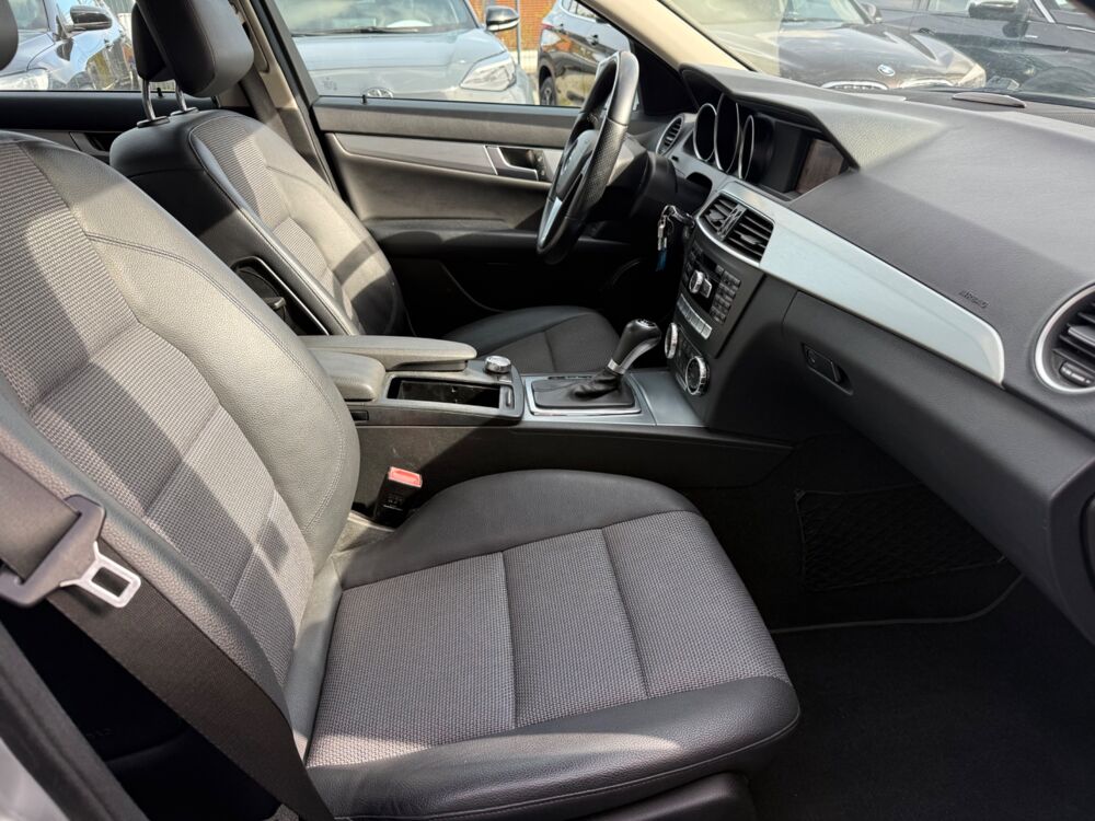 Classe C 2.2 220 CDi 170 AVANTGARDE 7G-TRONIC - BOITE AUTO 2011 occasion 33210 Maz&egrave;res