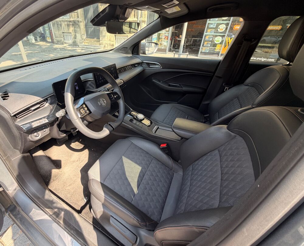 MG3 1.5 HYBRID+ 195 Ch LUXURY BVA 2024 occasion 33100 Bordeaux
