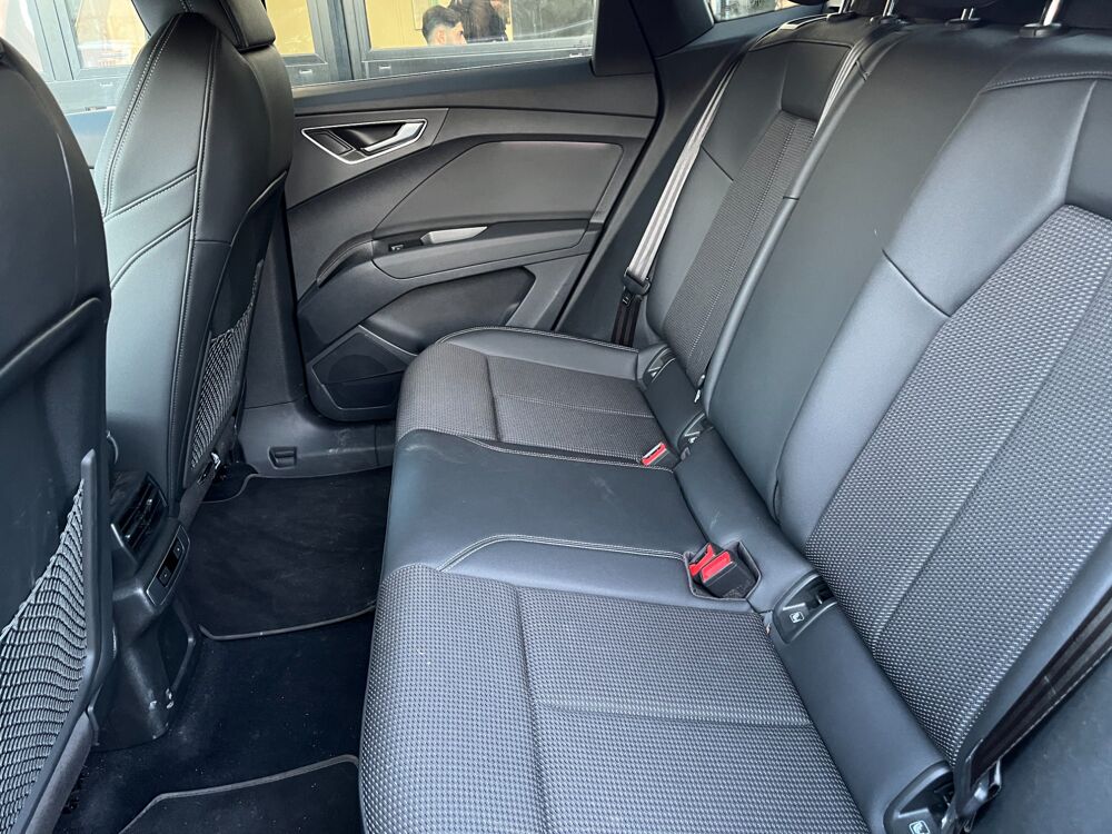 Q4 SPORTBACK 35 E-TRON 170ch 55KWH S-LINE + CAMERA DE RECUL + A 2022 occasion 38420 Le Versoud