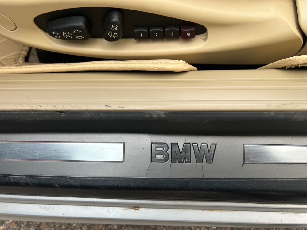 S&eacute;rie 6 CABRIOLET 645CI 4.4L 333ch - Boite Manuelle - Carplay - si&egrave;g 2005 occasion 69420 Ampuis