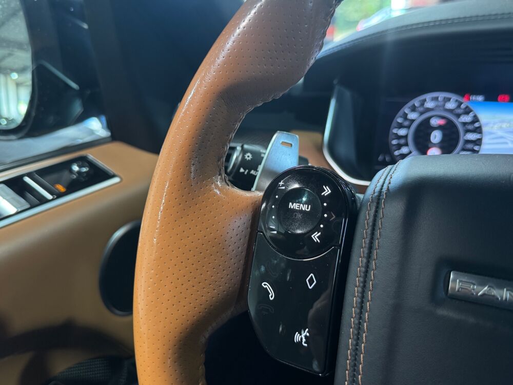 Range Rover 5.0 575 CH SUPERCHARGED SVR 4WD / ENTRETIEN LAND ROVER / CAM 2020 occasion 29000 Quimper