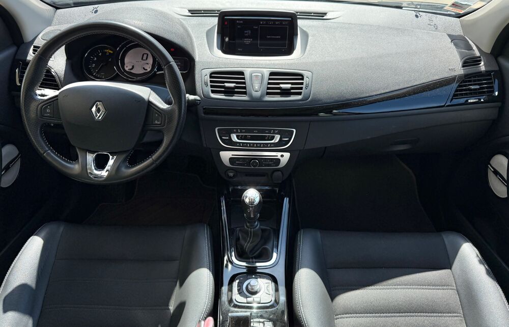M&eacute;gane III (3) ESTATE 1.6 DCI 130 ENERGY BOSE + CAMERA + TOIT OUVRA 2016 occasion 54000 Nancy