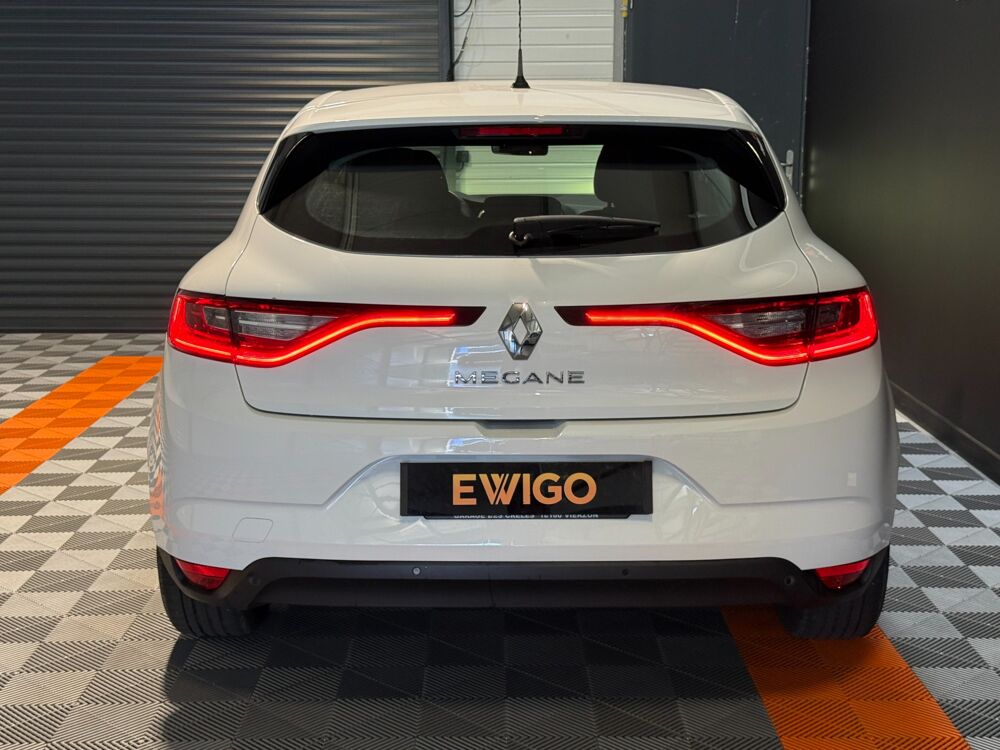 M&eacute;gane IV (4) 1.5 BLUEDCI 115 ch BUSINESS 2020 occasion 65290 Juillan