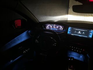 3008 1.5 BLUEHDI 130CH / GT / ATTELAGE - CAMERA - CARPLAY - GPS - 2021 occasion 44220 Cou&euml;ron