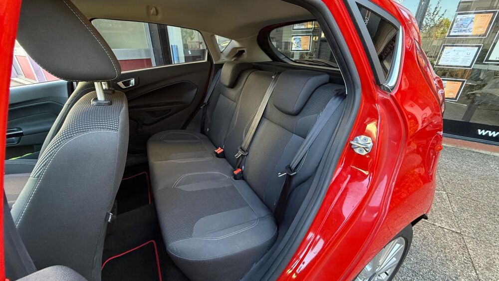 Fiesta 1.0 T ECOBOOST 100 TITANIUM - RADAR DE RECUL - FAIBLE KILOME 2015 occasion 69150 D&eacute;cines-Charpieu