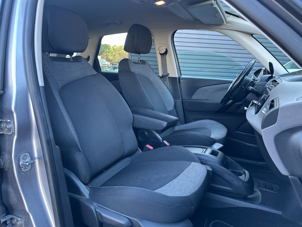 C4 Spacetourer 1.5 BLUEHDI 130CH / FEEL / CAMERA RECUL - CARPLAY - SIEGES C 2019 occasion 44220 Cou&euml;ron