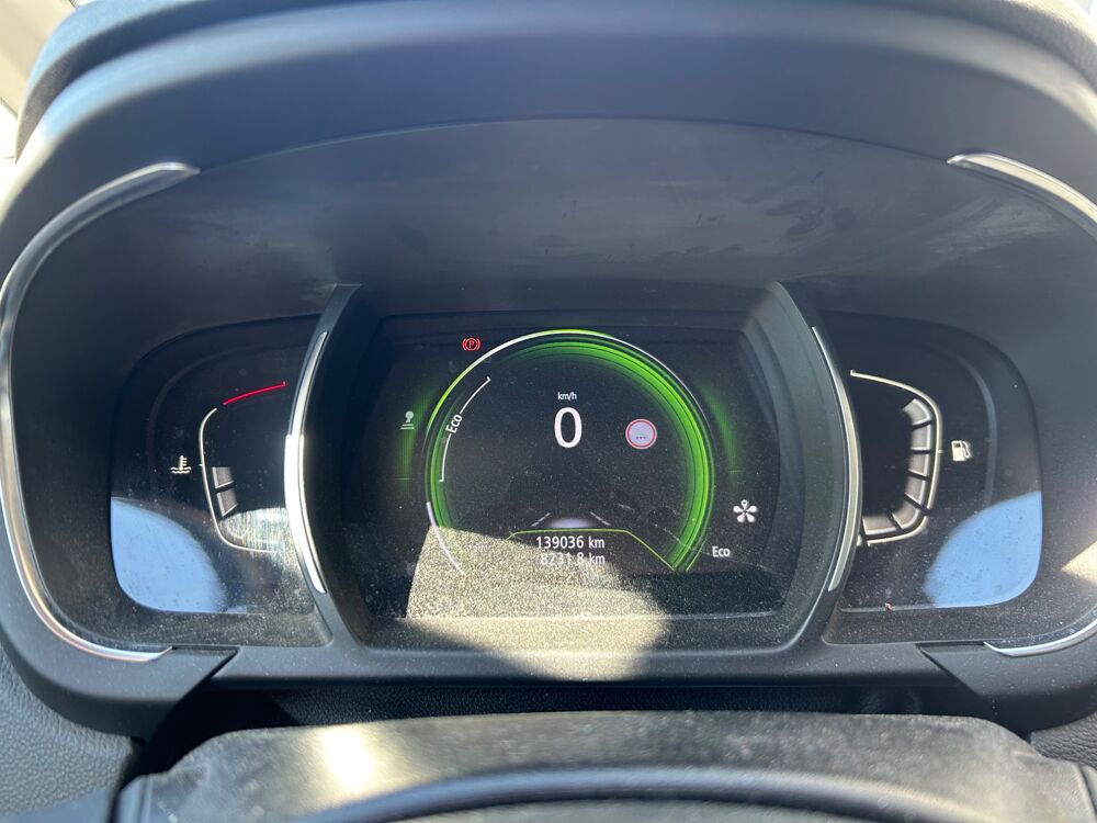 Grand scenic IV 1.2L TCE 130ch 7 PLACES ENERGY INTENS - CAMERA DE RECUL 2017 occasion 38420 Le Versoud