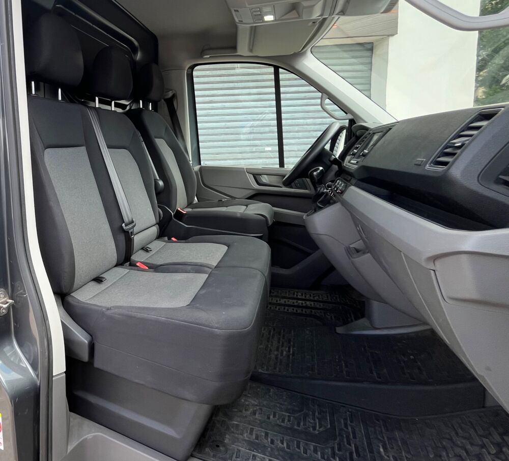 Crafter FOURGON 2.0 TDI 175 30 L3H3 BUSINESS LINE BVA + CARPLAY + CA 2019 occasion 54000 Nancy