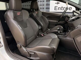 Fiesta ST 200 - 1.6 ECOBOOST 200ch - STORM GREY - SIEGES RECARO 2017 occasion 44220 Cou&euml;ron