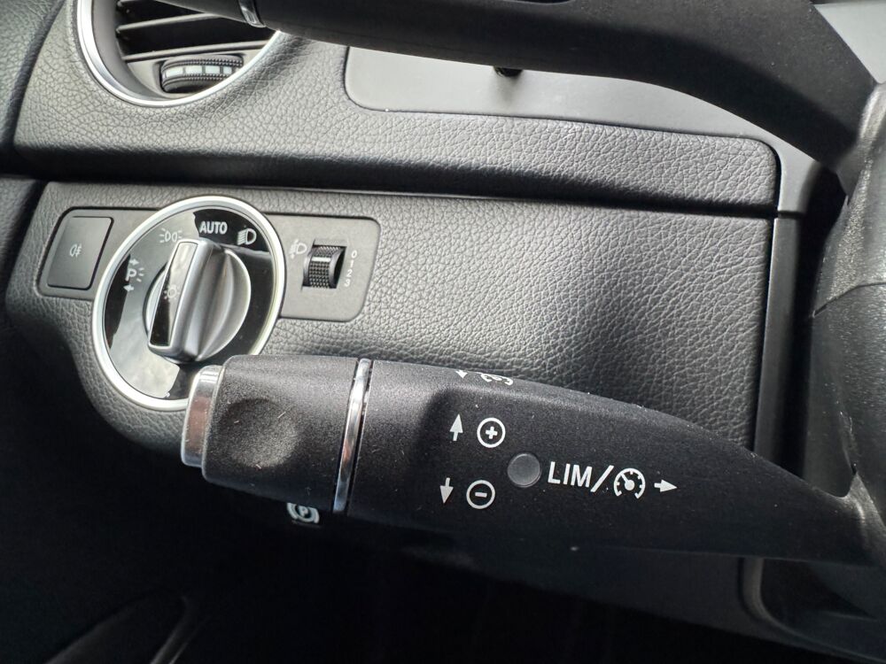 Classe C 2.2 220 CDI 170 BLUEEFFICIENCY AVANTGARDE BVA 2013 occasion 38420 Le Versoud