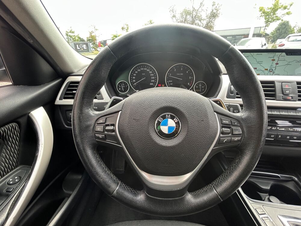 S&eacute;rie 3 TOURING 2.0 320 D 190CH LOUNGE BVA8 / RADAR DE RECUL / GPS 2017 occasion 47000 Agen