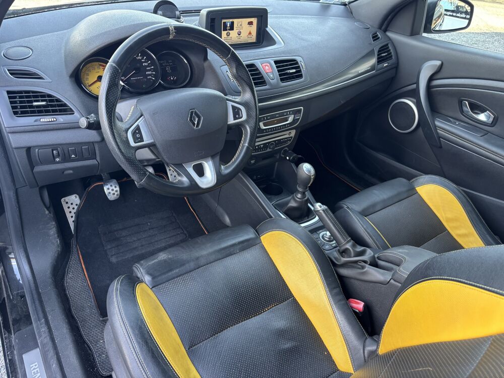 M&eacute;gane COUPE 2.0 250 ch RS 2011 occasion 64122 Urrugne