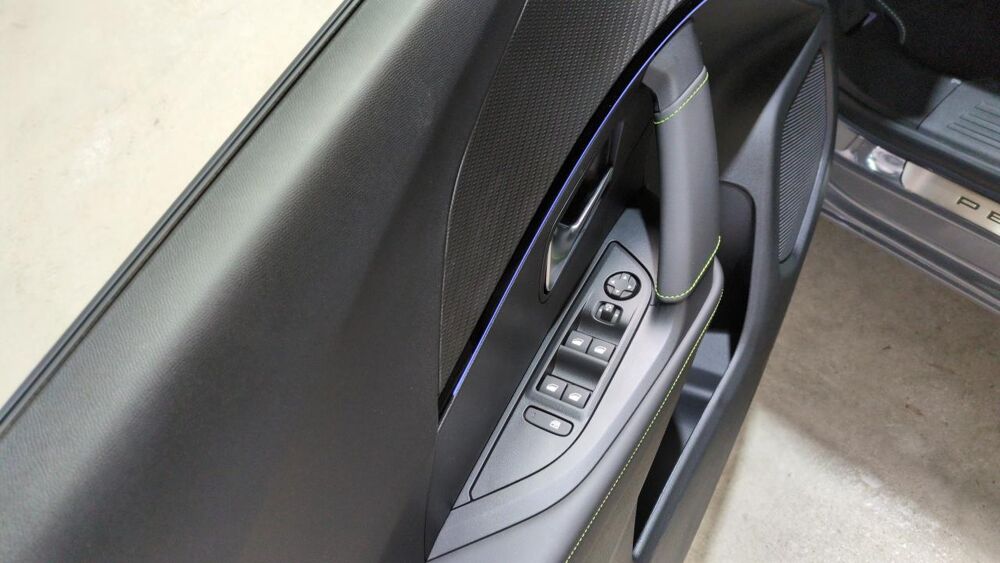 2008 HYBRID 145 BVA E-DCS6 GT + PACK DRIVE ASSIST PLUS + CAMERA 3 2026 occasion 26000 Valence