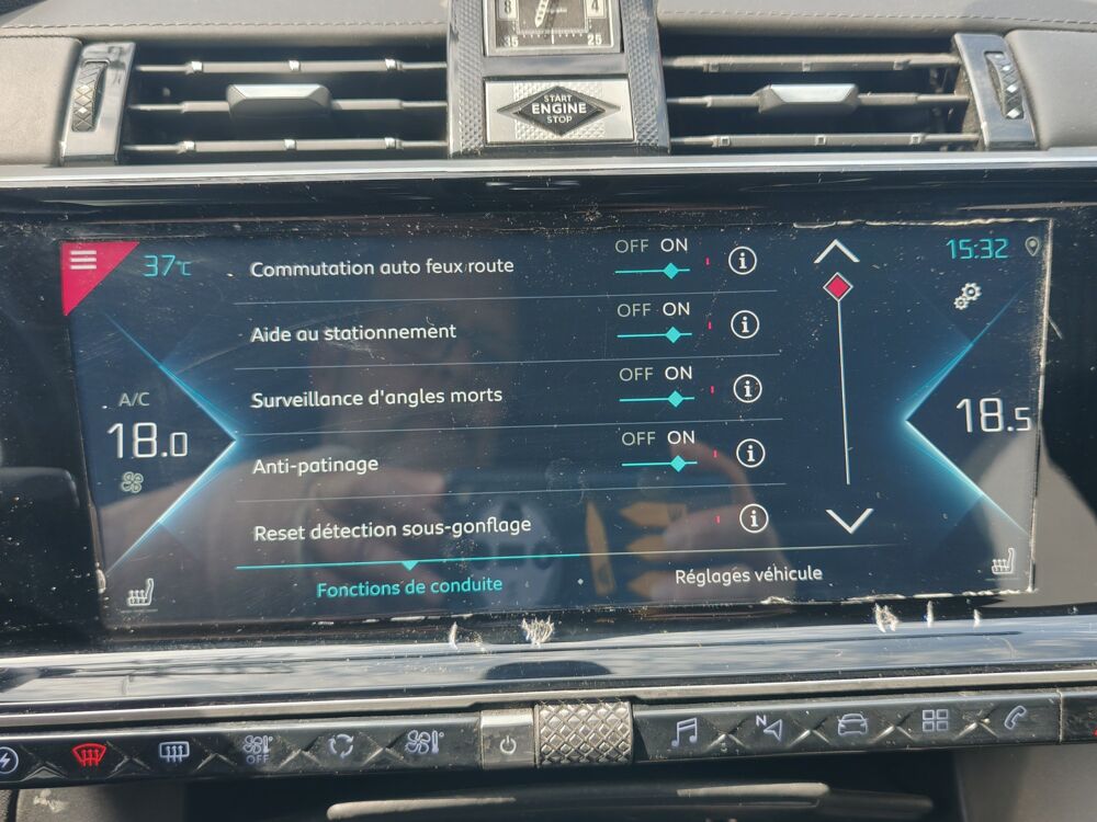 DS3 1.6 300H 200 CH PHEV HYBRID LIGNE NOIRE 4X4 BVA / SUIVI DS / 2020 occasion 40000 Mont-de-Marsan