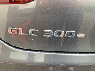 Classe GLC COUPE 2.0 300 E 320H 210 EQ-POWER PHEV HYBRID AMG LINE 2023 occasion 69420 Ampuis