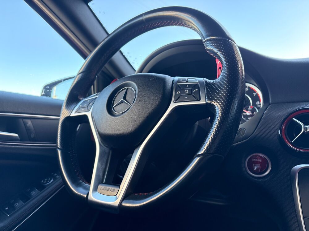 Classe A 45 AMG 2.0 360 ch 4MATIC SPEEDSHIFT-DCT 2015 occasion 64320 Idron