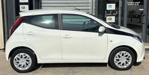 Aygo 1.0 VVTI 72CH X-PLAY X-SHIFT BVA - 1ERE MAIN - SUIVI COMPLET 2021 occasion 57600 Forbach