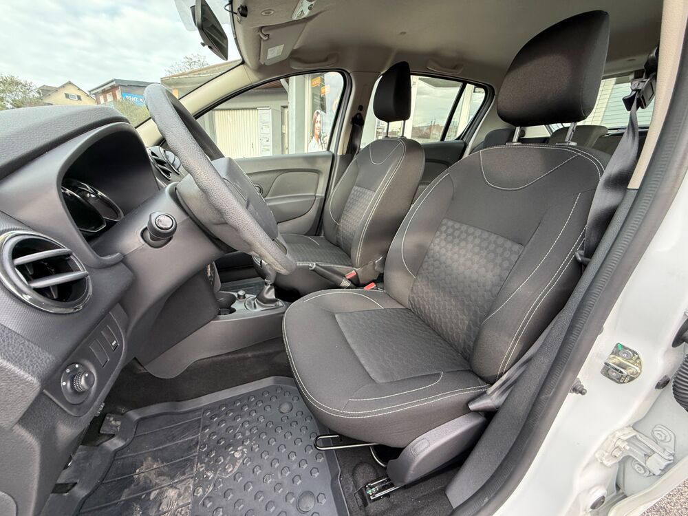 Sandero 0.9 TCE 90 CH Laureate Easy-R BVA 2016 occasion 25000 Besan&ccedil;on