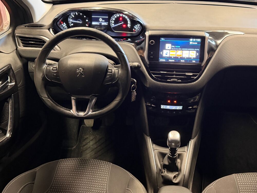 208 GENERATION-I 1.2 110 CH TECH EDITION S&S / CAM DE RECUL - CA 2019 occasion 24750 Tr&eacute;lissac