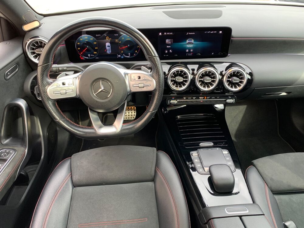 Classe A 1.3 200 165ch AMG LINE 7G-DCT / Entretiens Mercedes/ToiT Ouv 2021 occasion 69420 Ampuis