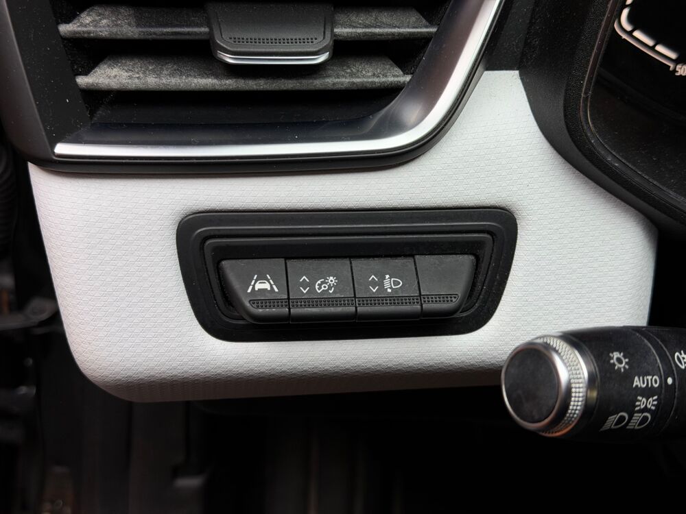 Clio 1.0 TCE 90CH - INTENS - CARPLAY - RADAR DE RECUL - ENTRETIEN 2020 occasion 33320 Eysines