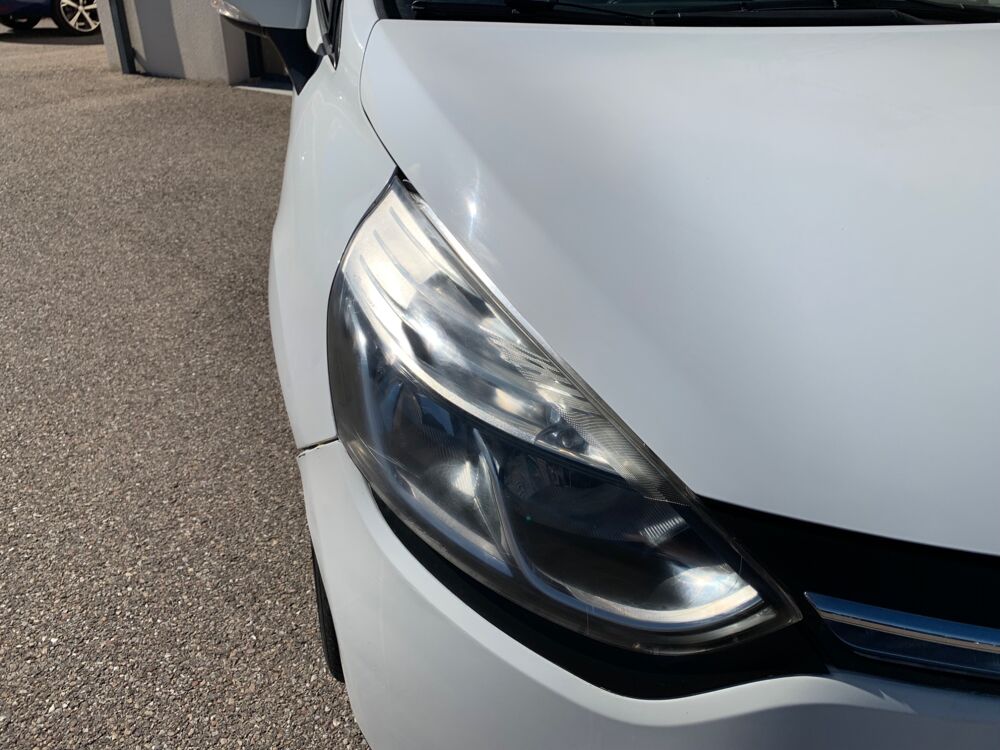 Clio 0.9 TCE 90 ENERGY BUSINESS 2014 occasion 69420 Ampuis