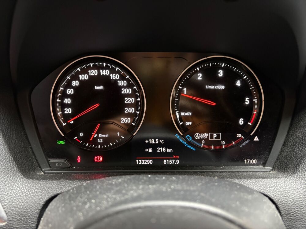 S&eacute;rie 1 2.0 120D 190CH M SPORT ULTIMATE // ENTRETIEN &Agrave; JOUR // CAM&Eacute; 2019 occasion 33320 Eysines