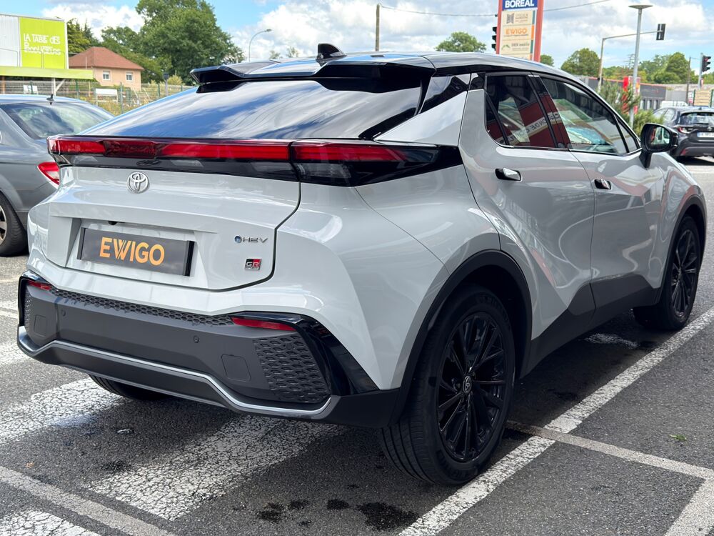 C-HR II 2.0 HYBRID 200 CH GR-SPORT NG23 2024 occasion 64320 Idron