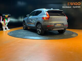 XC40 2.0 D4 190 INSCRIPTION AWD GEARTRONIC BVA // TOIT OUVRANT // 2019 occasion 33320 Eysines