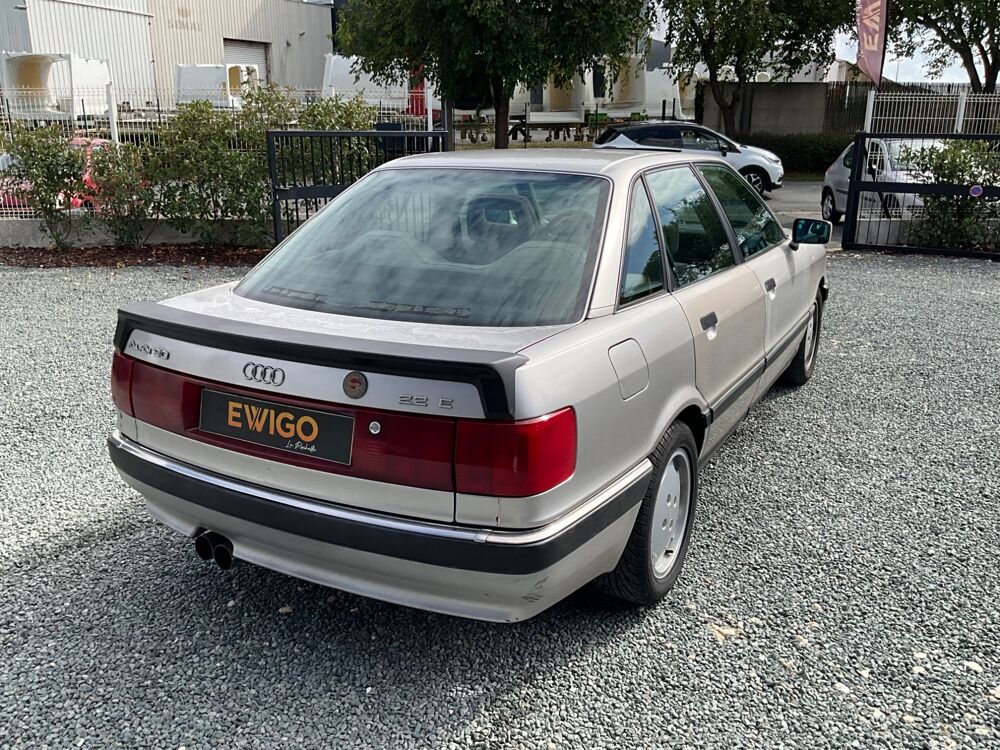 A4 AUDI 90 2.2 136CH / 5 CYLINDRES / FACTURES D'ENTRETIENS / AU 1989 occasion 17000 La Rochelle