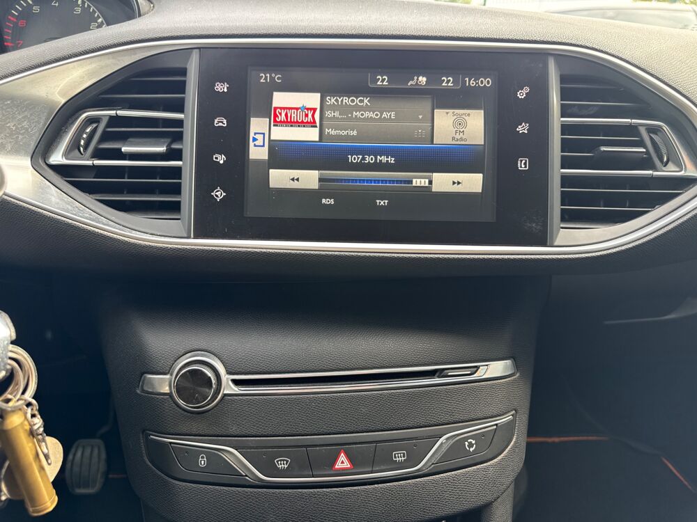308 GENERATION-II 1.2 110 ch ALLURE START-STOP - BLUETOOTH - RAD 2015 occasion 27000 &Eacute;vreux