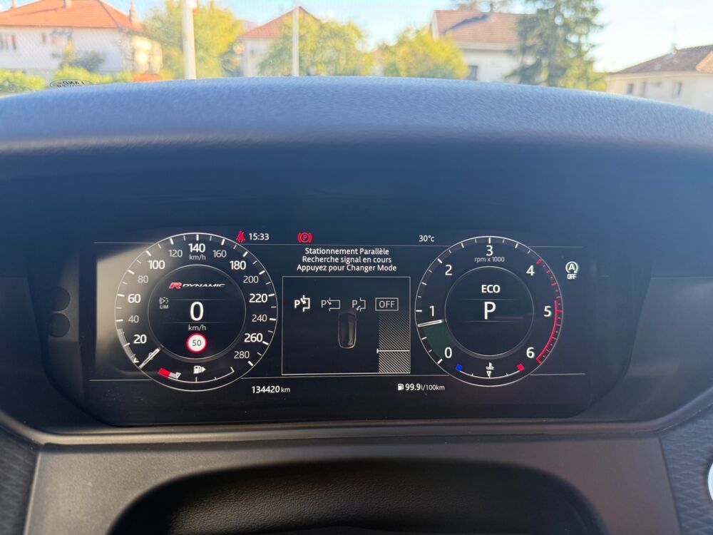 Range rover velar 3.0 D300 4WD BVA 1E MAIN SUIVI LAND ROVER CARPLAY 2017 occasion 25000 Besan&ccedil;on