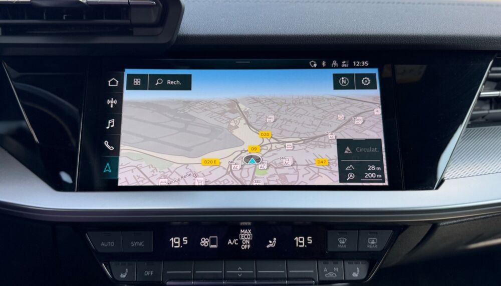 A3 SPORTBACK 40 TFSIe 204CH S LINE S TRONIC 6 - SUIVI COMPLET A 2022 occasion 13700 Marignane