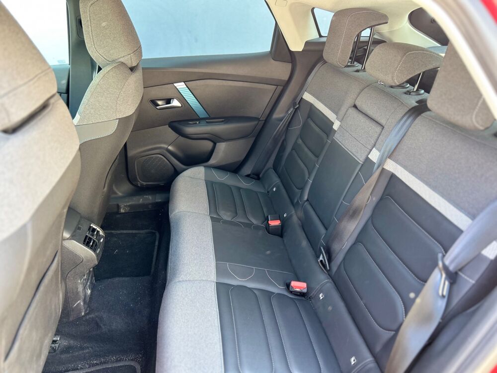 C4 136 CH SHINE PACK / CARPLAY / CAMERA DE RECUL / SOH 100% 2023 occasion 47000 Agen