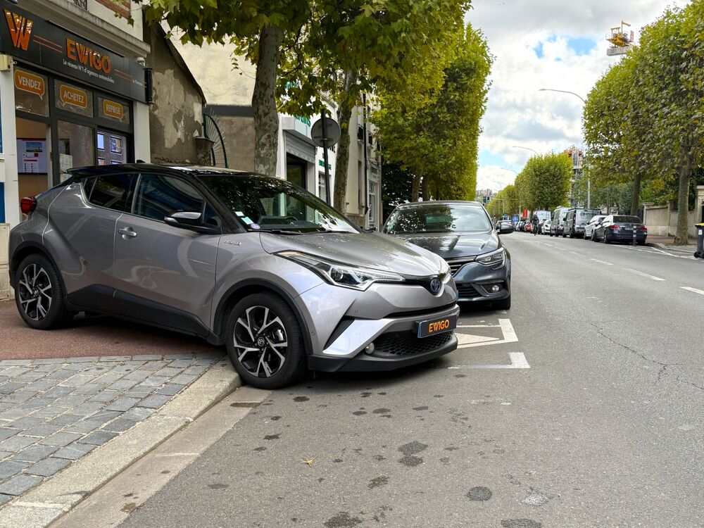 C-HR Hybrid 1.8 122 BVA E-CVT 2WD Graphic (entretien Toyota) 2018 occasion 94170 Le Perreux-sur-Marne