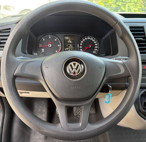 Transporter Combi COMBI 2.0 TDI 100 2T8 L1H1 TREND LINE - 9 PLACES 2016 occasion 69150 D&eacute;cines-Charpieu