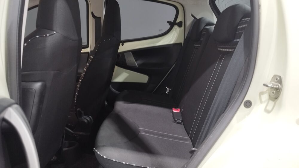 C1 1.0i 70CH CONFORT / IDEAL JEUNE PERMIS / 5 PORTES / BVM5 2012 occasion 17430 Tonnay-Charente