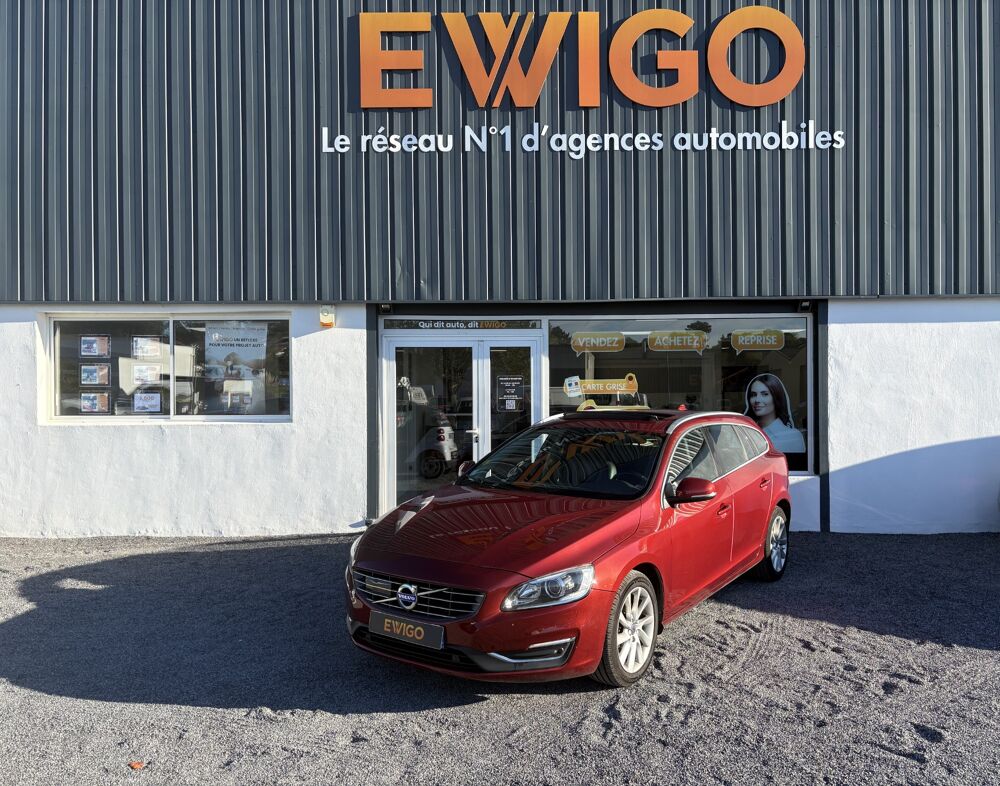 V60 2.0 D2 120ch X&Eacute;NIUM GEARTRONIC BVA 6 / ENTRETIEN CONSTRUCTEU 2016 occasion 64122 Urrugne