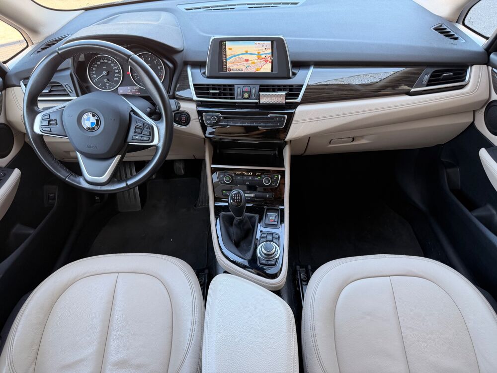 Serie 2 Active-Tourer 218i 136ch Luxury - ENTRETIEN COMPLET BMW 2015 occasion 26000 Valence