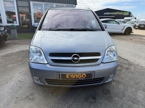 Meriva 1.7 CDTI 100CH COSMO - RADIO - VERROUILLAGE CENTRALISE - 2004 occasion 27000 &Eacute;vreux