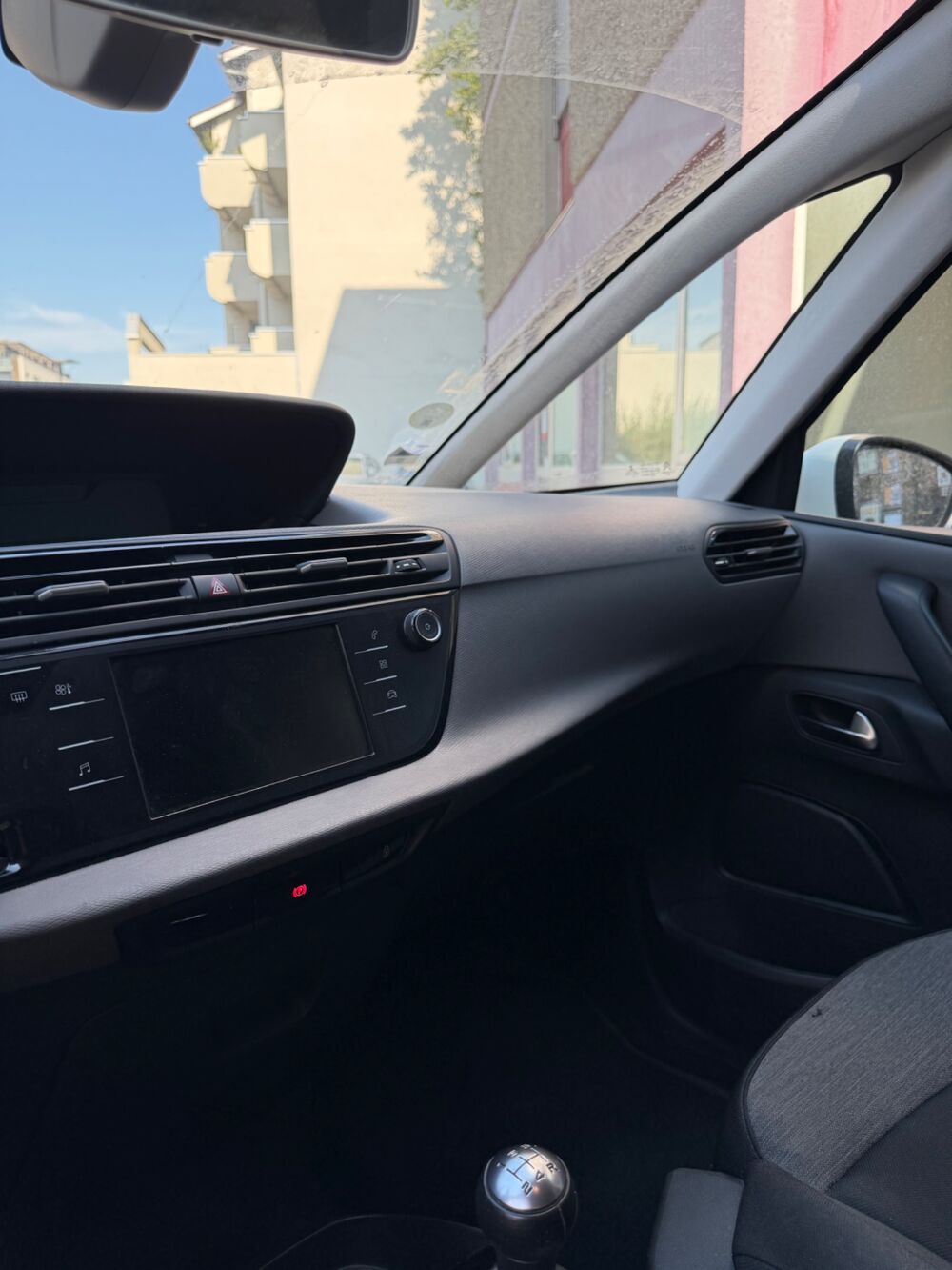 C4 Spacetourer 1.6 BLUEHDI 100CV - LIVE - CLIMATISATION - FAIBLE KILOMETRAG 2018 occasion 69150 D&eacute;cines-Charpieu