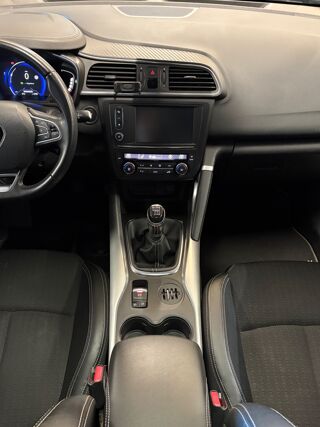 Kadjar 1.2 TCE 130CH INTENS- MOTEUR REMPLACE- ENTRETIEN COMPLET-ATT 2015 occasion 69400 Arnas