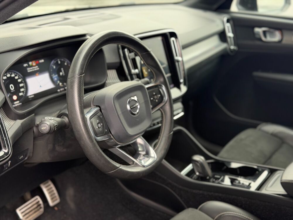 XC40 2.0 D4 190 R-DESIGN AWD GEARTRONIC BVA 2019 occasion 26000 Valence