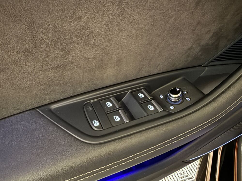 RS4 AVANT 2.9 TFSI 450ch QUATTRO + FREINS C&Eacute;RAMIQUE + PACK CARBO 2019 occasion 81990 Puygouzon