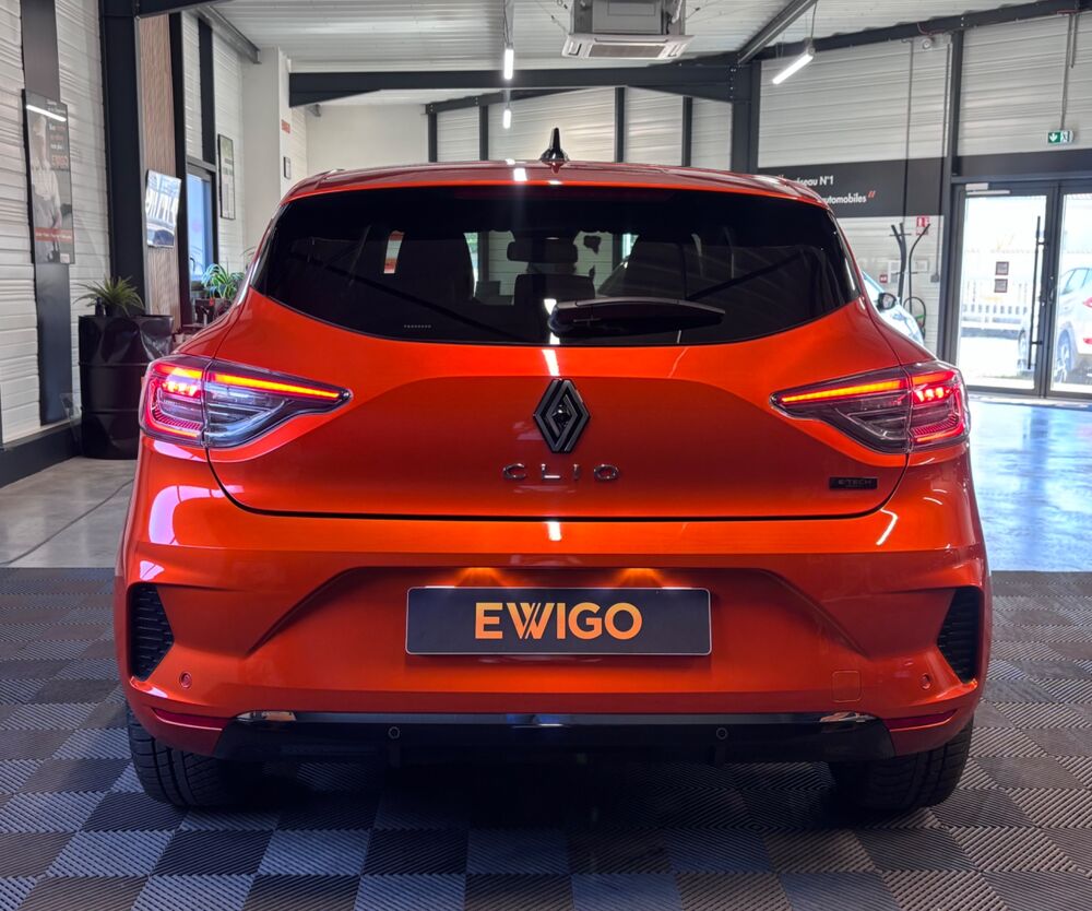 Clio 1.6 E-TECH 145 Ch 90 HYBRID Techno - Entretien RENAULT 2024 occasion 79000 Niort