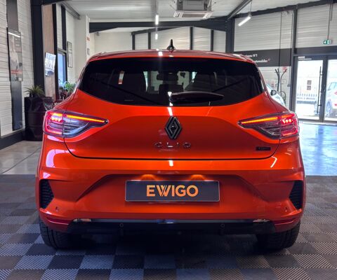Clio 1.6 E-TECH 145 Ch 90 HYBRID Techno - Entretien RENAULT 2024 occasion 79000 Niort